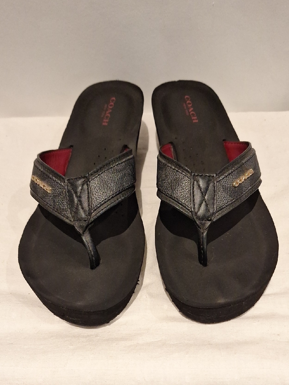 Coach Jolene  Black Wedge Thong Sandals with Red Lining Size 8.5 - Picture 2 of 7